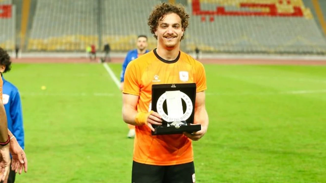 ياسين الملاح أحسن لاعب في مباراة حرس الحدود وفاركو